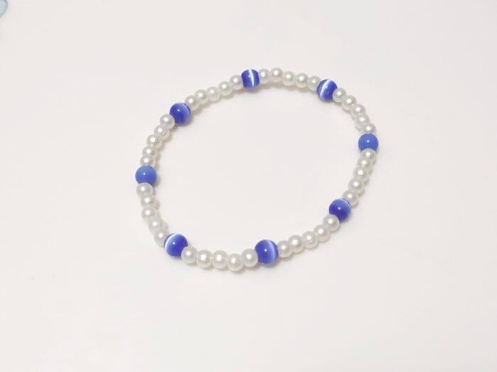 Beautiful handmade crystal stones bracelet