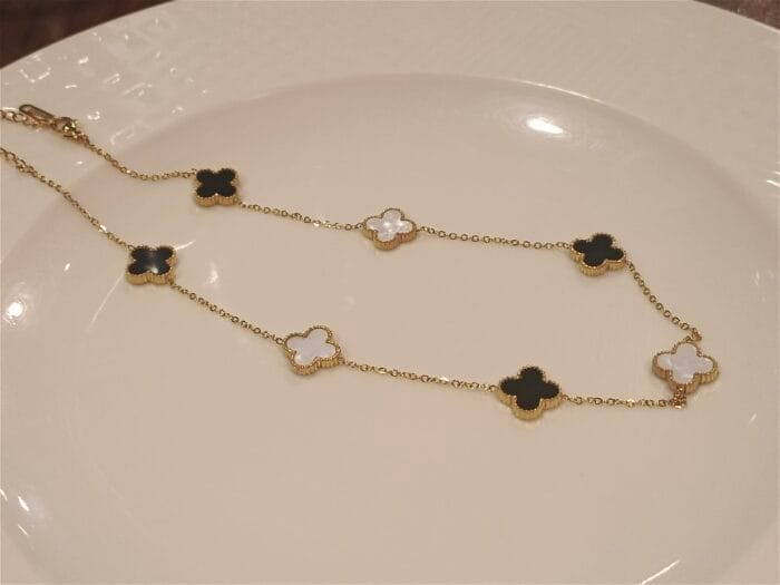 clover necklace long