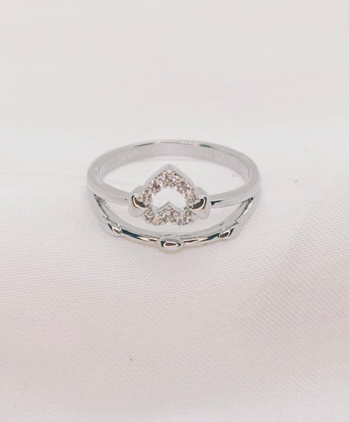 Stylish Sterling Silver Heart Ring